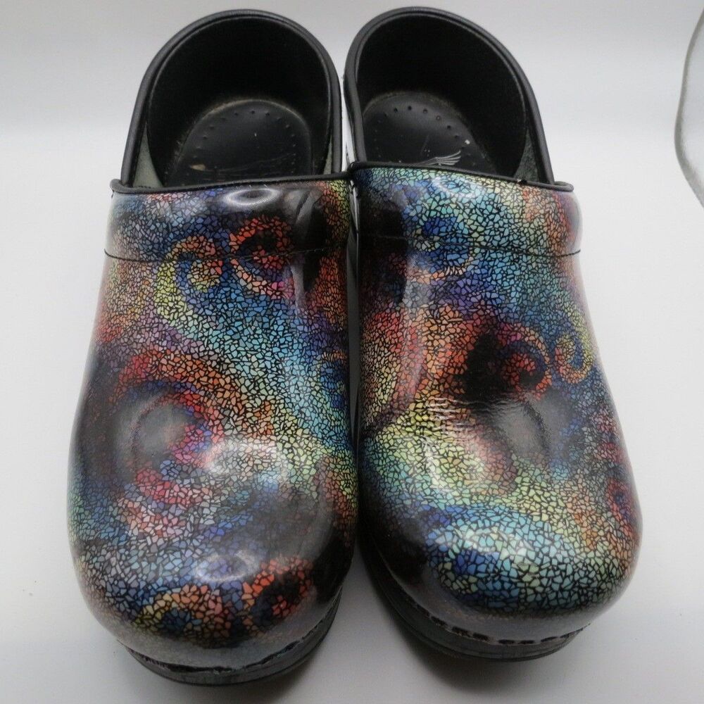 Dansko Womens Rainbow Mosaic Clogs Nursing Professional Work Comfort Sz 5.5 READ
